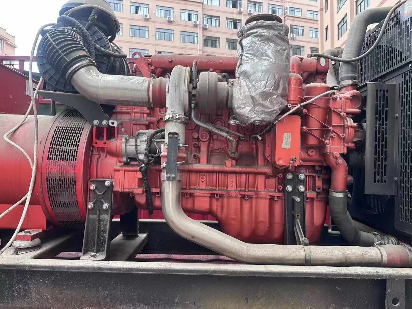 云和如何选择适合 600kW 柴油发电机组的过载保护器？