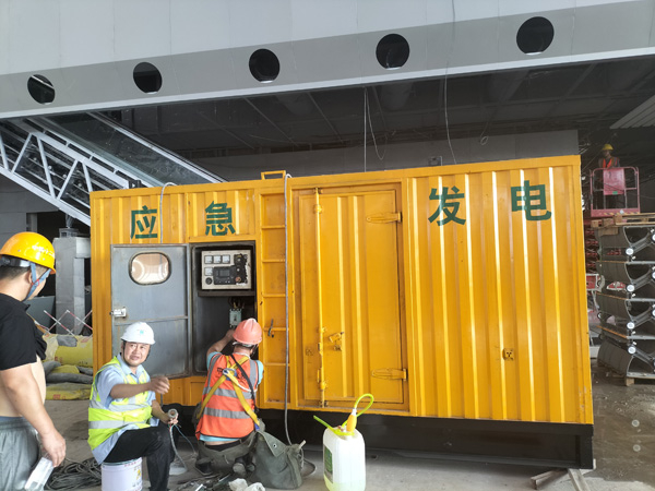 云和怎样判断空气滤清器是否需要更换？